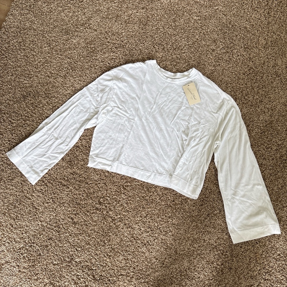 Universal Thread Top - Picture 2 of 4